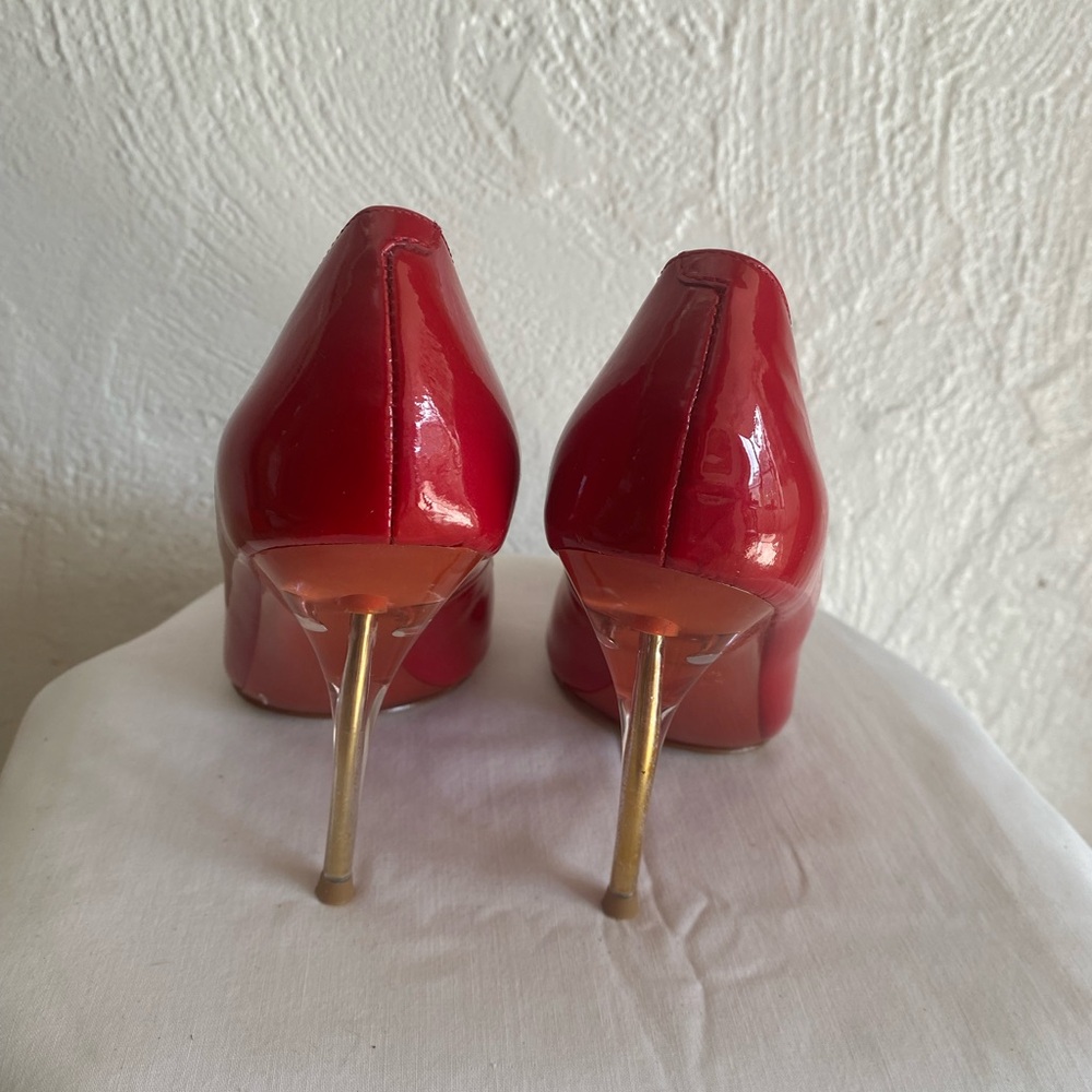 Rare find Boutique 9 Red Heels with Gold Stiletto